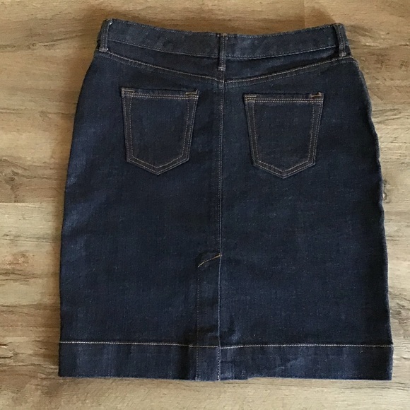 Banana Republic Dresses & Skirts - NWT Banana Republic Denim Jean Skirt Size 2P